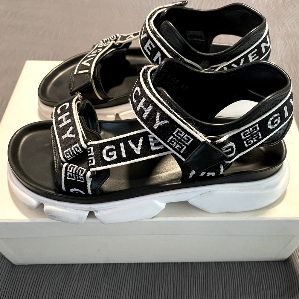 Givenchy Logo Tape Sandals Men’s Size 9